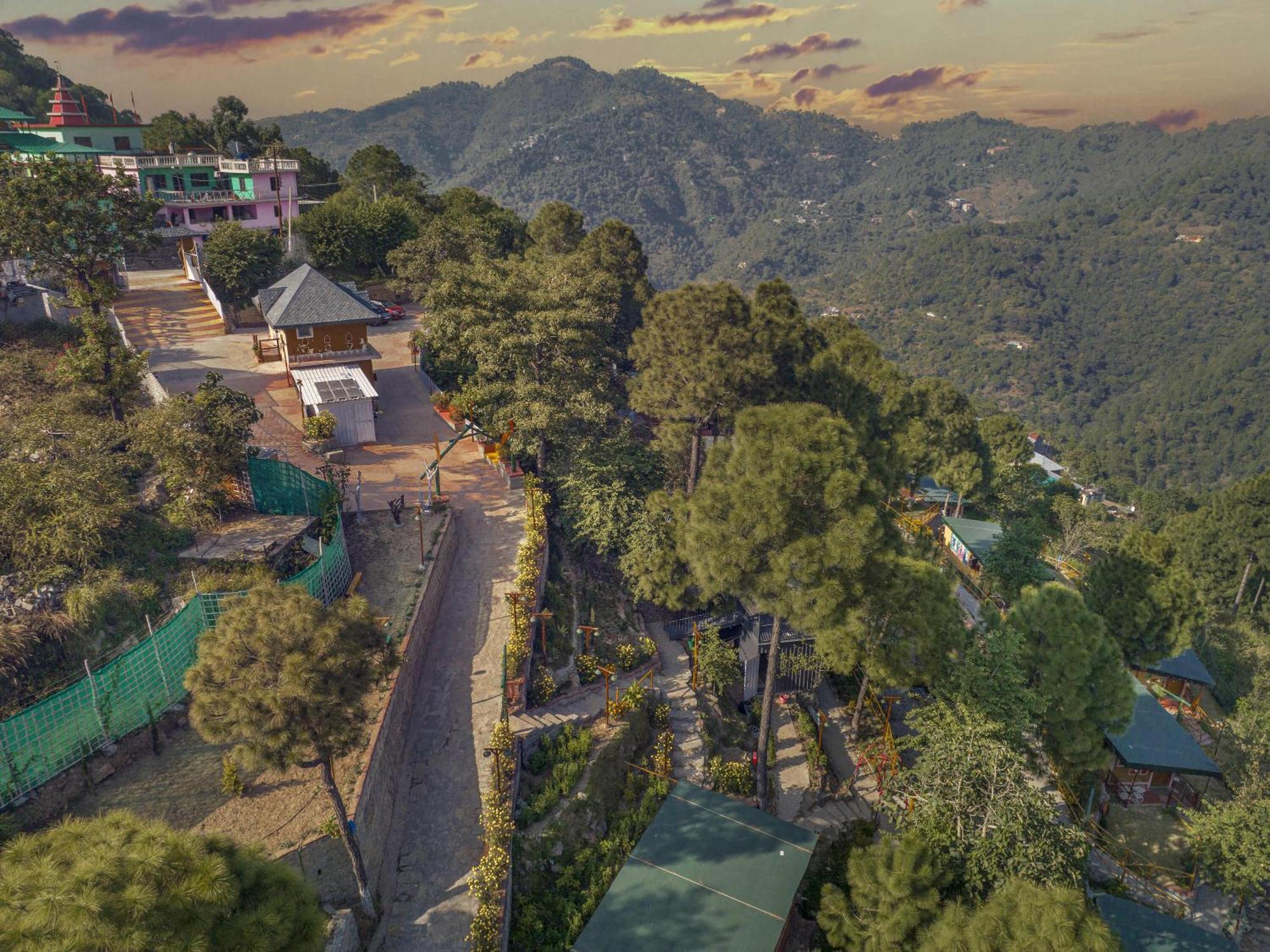 A Kasauli Ggaon By Echor Hotel Buitenkant foto