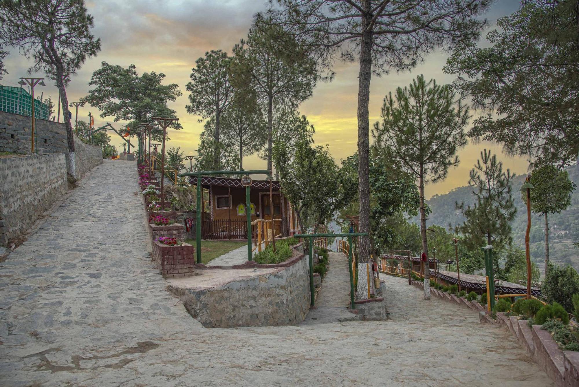 A Kasauli Ggaon By Echor Hotel Buitenkant foto
